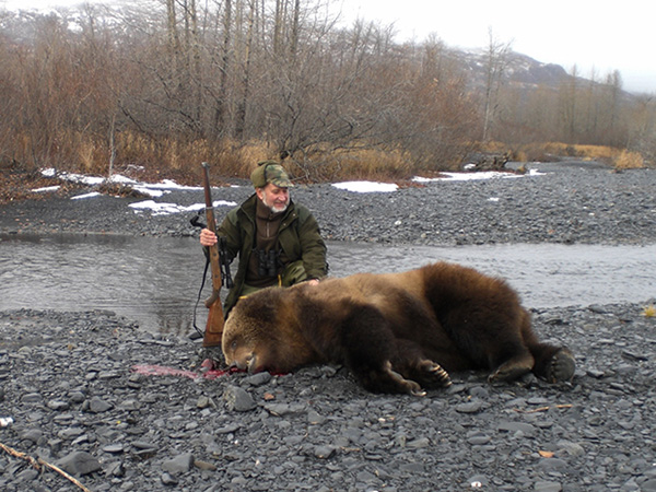 bjornejakt i alaska